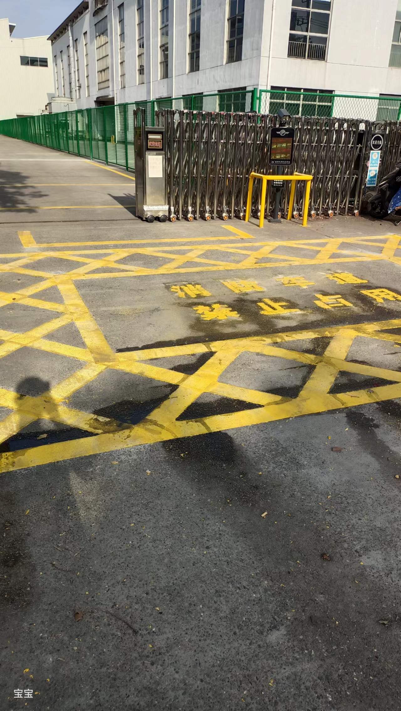 荣昌马路划线