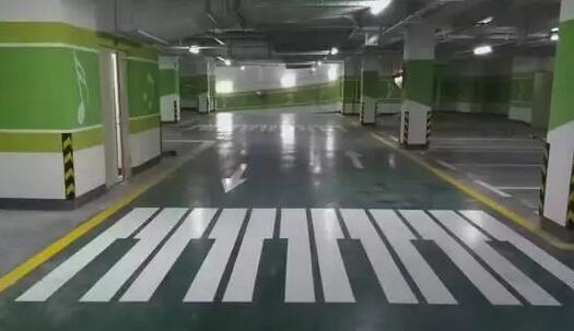 荣昌仓库划线